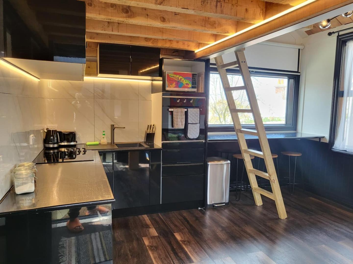 A Stone'S Throw From Town Tiny Home Dunedin Kültér fotó