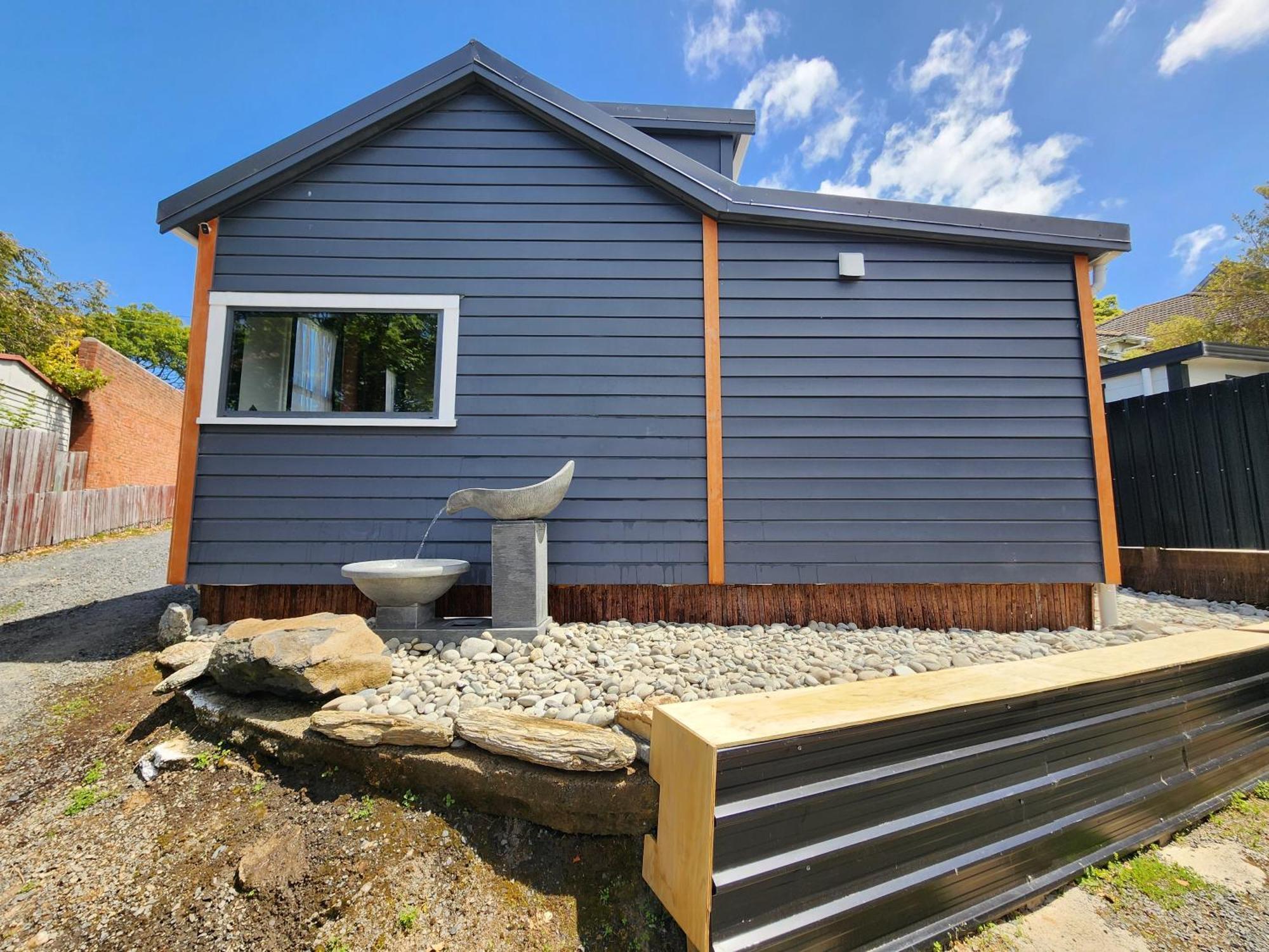 A Stone'S Throw From Town Tiny Home Dunedin Kültér fotó